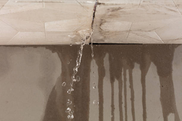 Professional Commercial Water Damage Restoration technician working in Oak Ridge, NJ